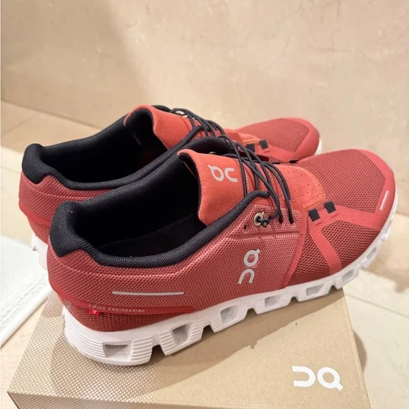 On Running Men’s Cloud 5 Sneakers | Size 11 - Picture 4 of 8